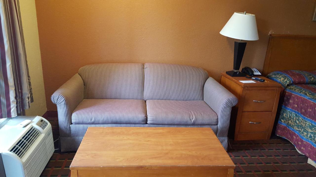 Scottish Inn Knoxville Bagian luar foto