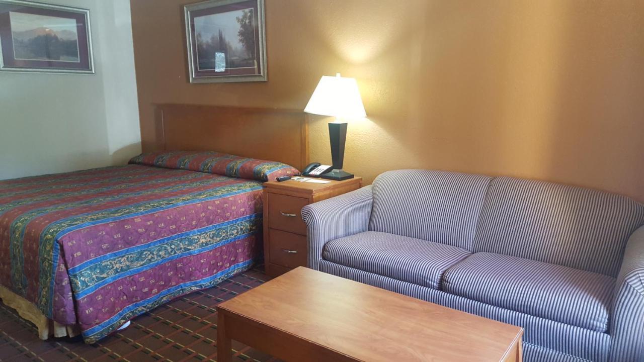 Scottish Inn Knoxville Bagian luar foto